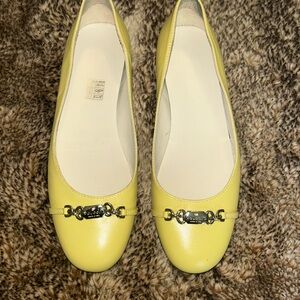 Gucci SOLD flats  7.5 in a different platform